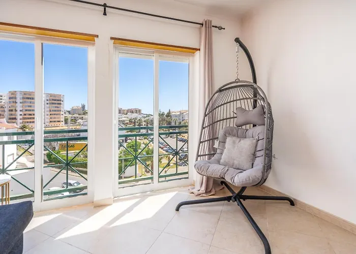 Two Bedroom Apartment - 110M2, Ac, Terrace, Wi-Fi