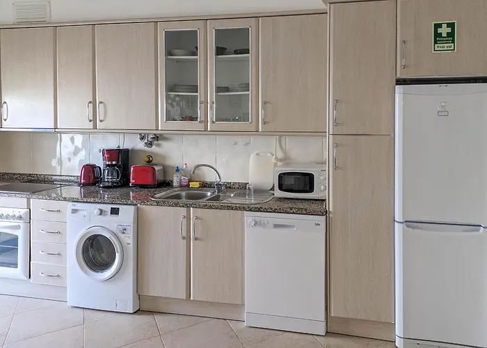 Two Bedroom Apartment - 110M2, Ac, Terrace, Wi-Fi