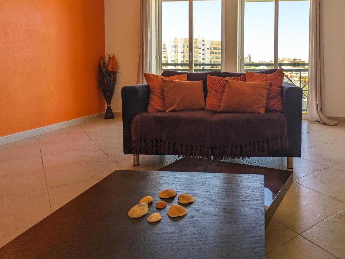 Apartment Two Bedroom - 110m2, Ac, Terrace, Wi-fi
