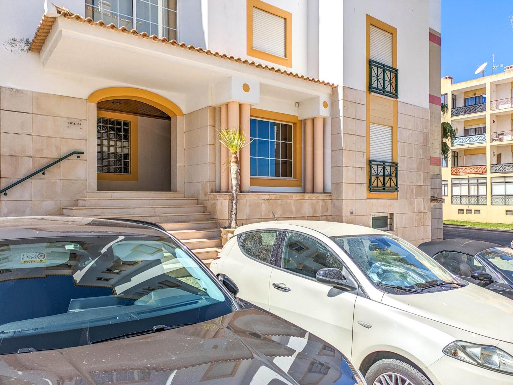 Apartament Two Bedroom - 110m2, Ac, Terrace, Wi-fi Lagos