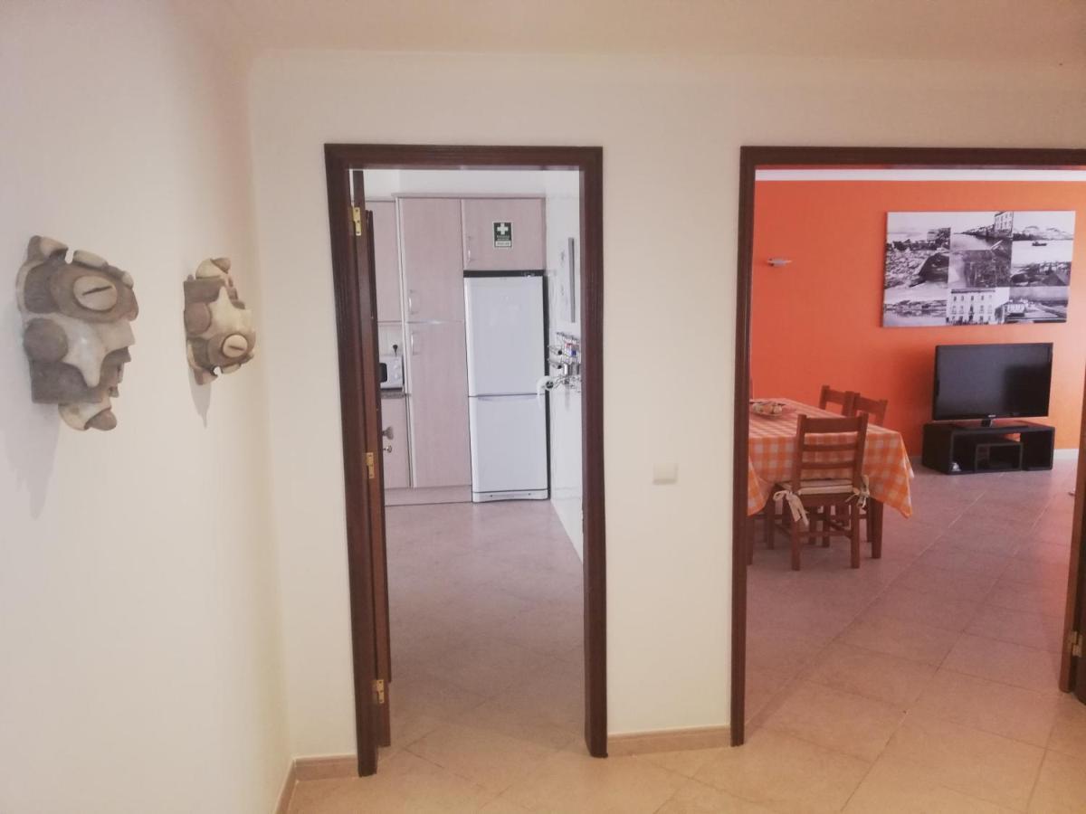 Two Bedroom - 110m2, Ac, Terrace, Wi-fi Apartment
